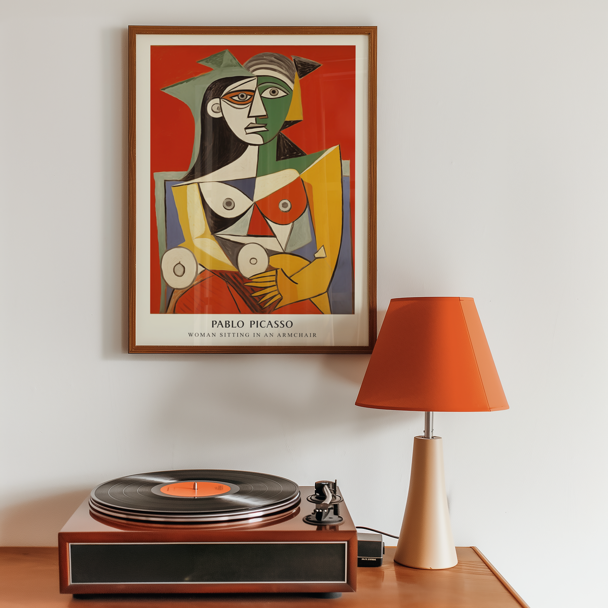 Mockup av Picasso Woman Sitting In affisch på vägg – köp enkelt hos Bozetto i hög kvalitet