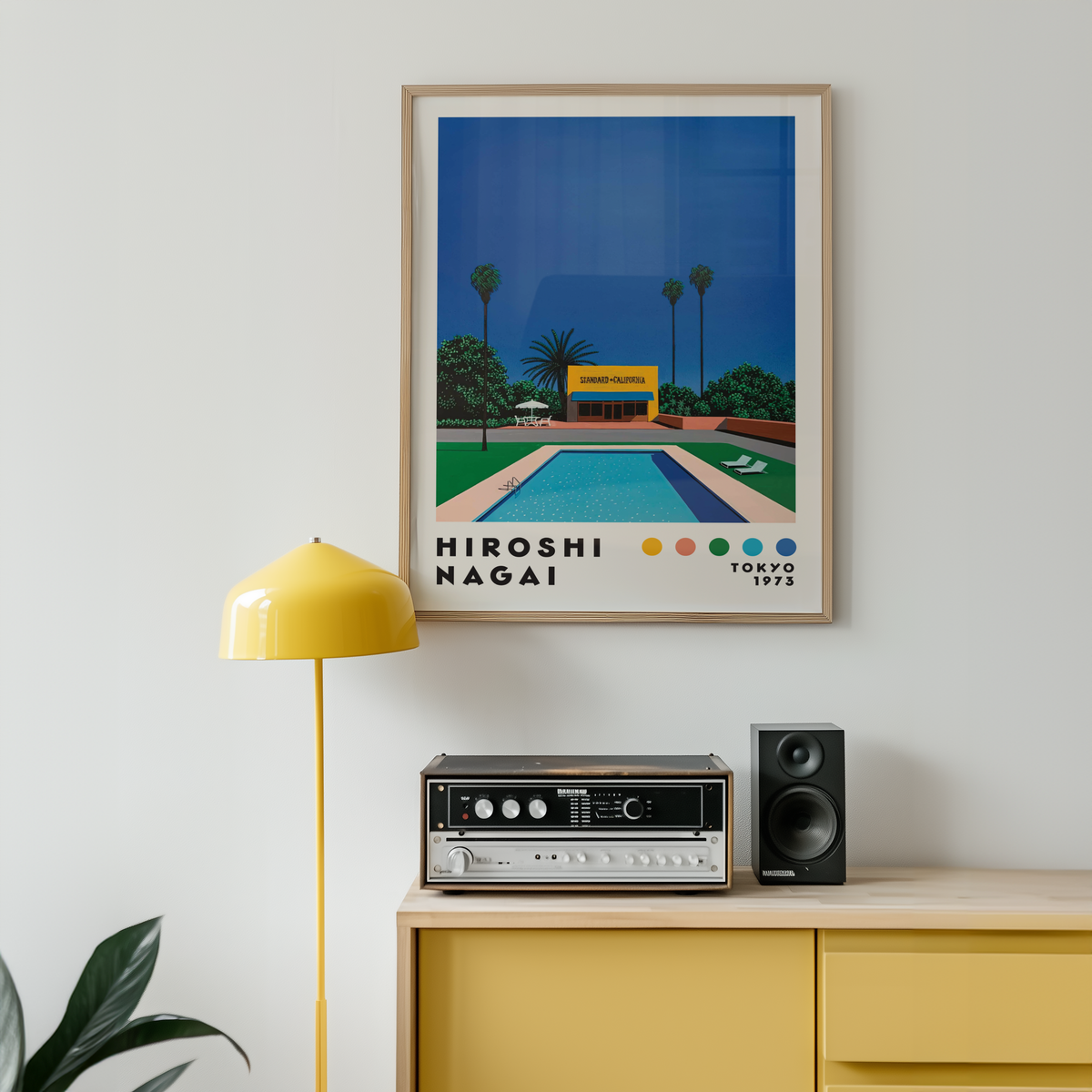 Hiroshi Nagai California poster visualiserad på vägg – från Bozetto i hög kvalitet