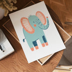 Peachy Elephant poster visad rakt fram – Bozetto affisch i hög tryckkvalitet i hög tryckkvalitet