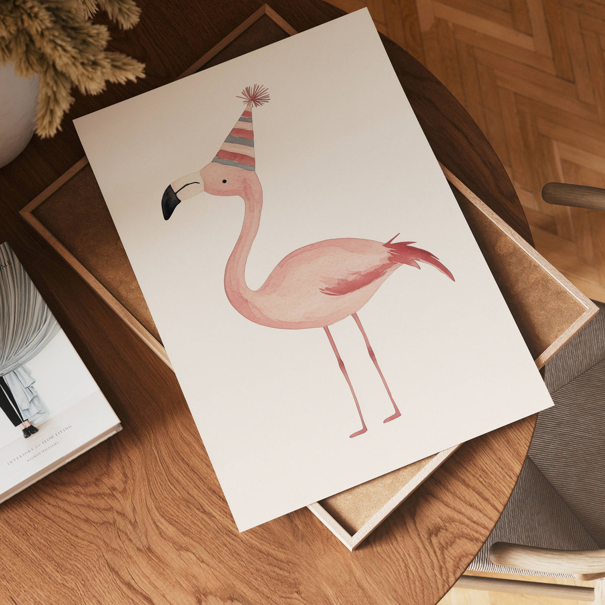 Party Flamingo poster visad rakt fram – Bozetto affisch i hög tryckkvalitet i hög tryckkvalitet