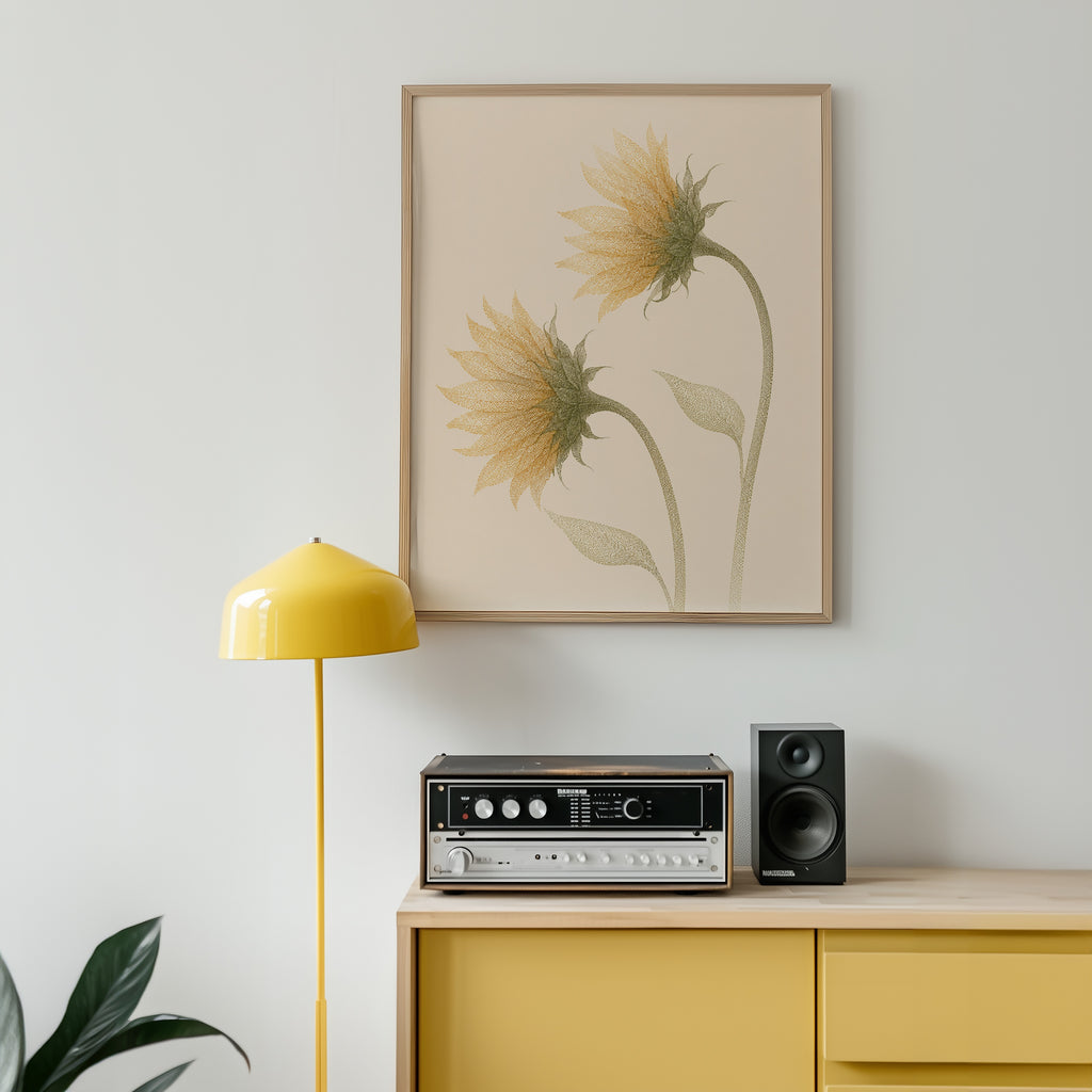 Golden Sunflower Pair affisch i ljust minimalistiskt vardagsrum – köp enkelt hos Bozetto