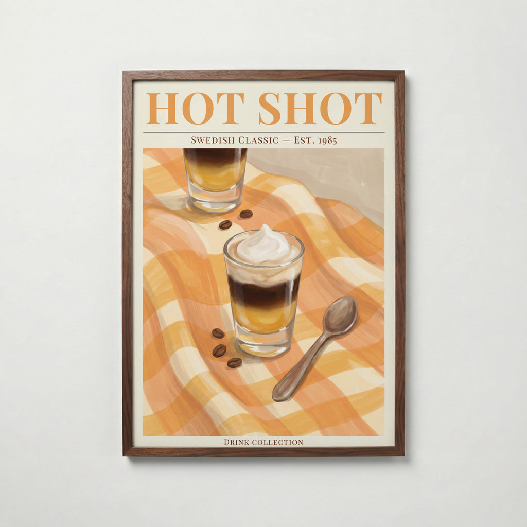 HOT SHOT affisch i valnötsram – mörkbrun inramning med exklusiv känsla, Bozetto i hög tryckkvalitet