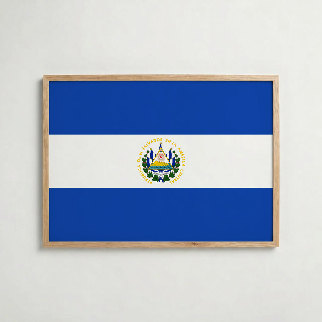 El Salvador National Flag Poster i ekram – inramad konsttryck för stilren inredning hos Bozetto