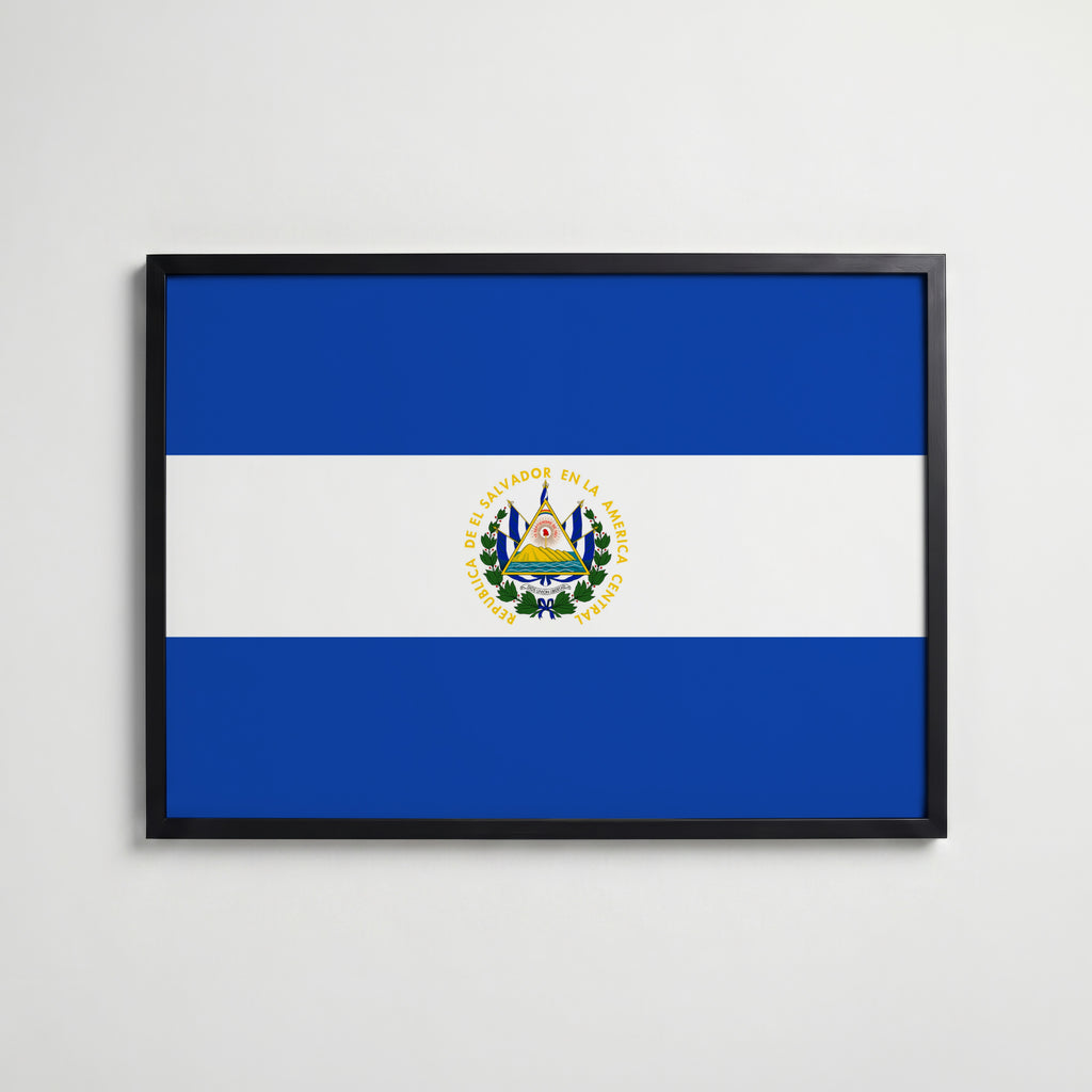 El Salvador National Flag Poster i svart ram – stilren konsttryck som väggdekor från Bozetto