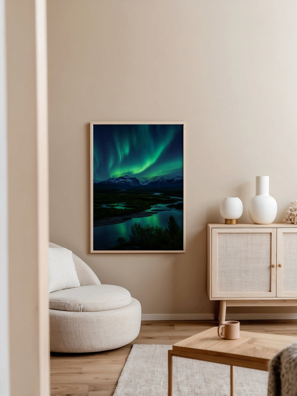Aurora Drift affisch i minimalistiskt sovrum – köp enkelt hos Bozetto i hög kvalitet
