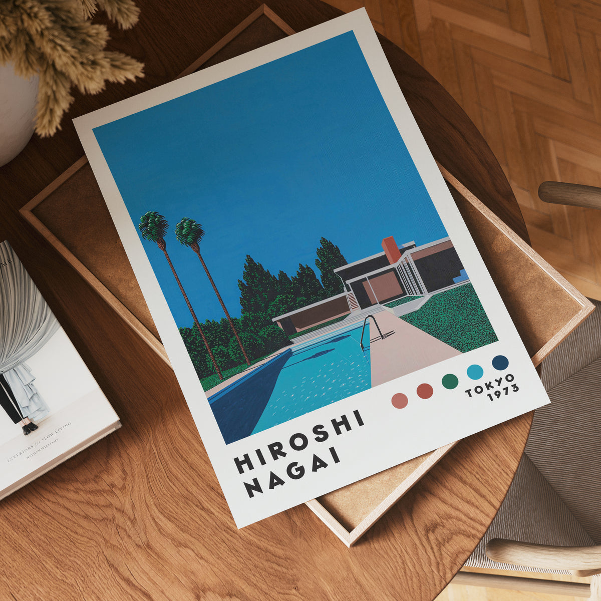 Väggmockup med Hiroshi Nagai Poolside – köp enkelt hos Bozetto affisch i hög kvalitet