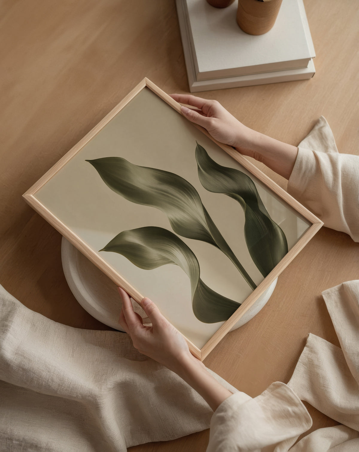 Swaying Leaf Trio poster i stilrent hem med modern inredning – köp enkelt hos Bozetto