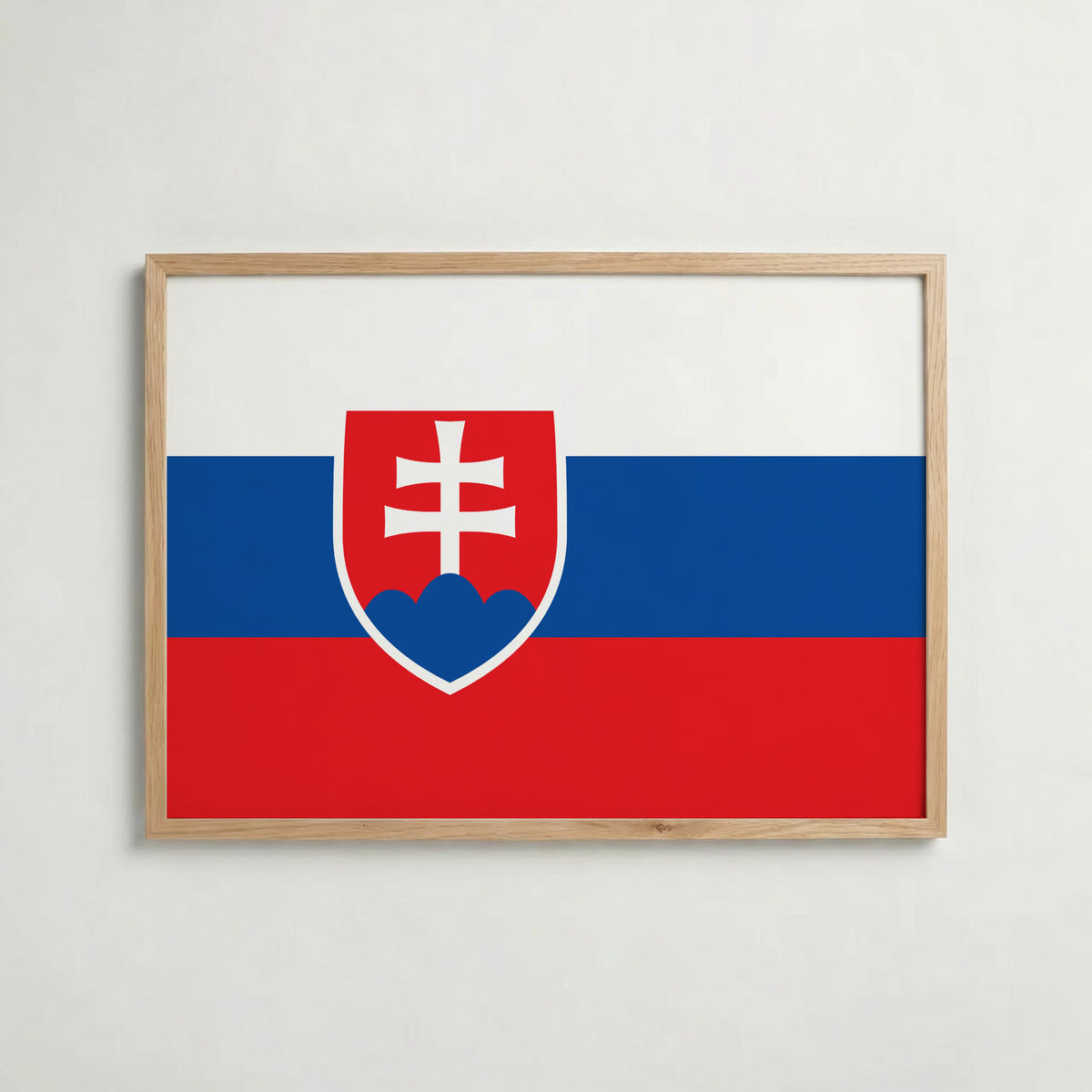 Slovakia National Flag Poster i ekram – inramad konsttryck för stilren inredning hos Bozetto