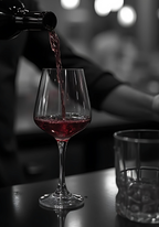 Pouring Passion Wine poster visad rakt fram – Bozetto affisch i hög tryckkvalitet