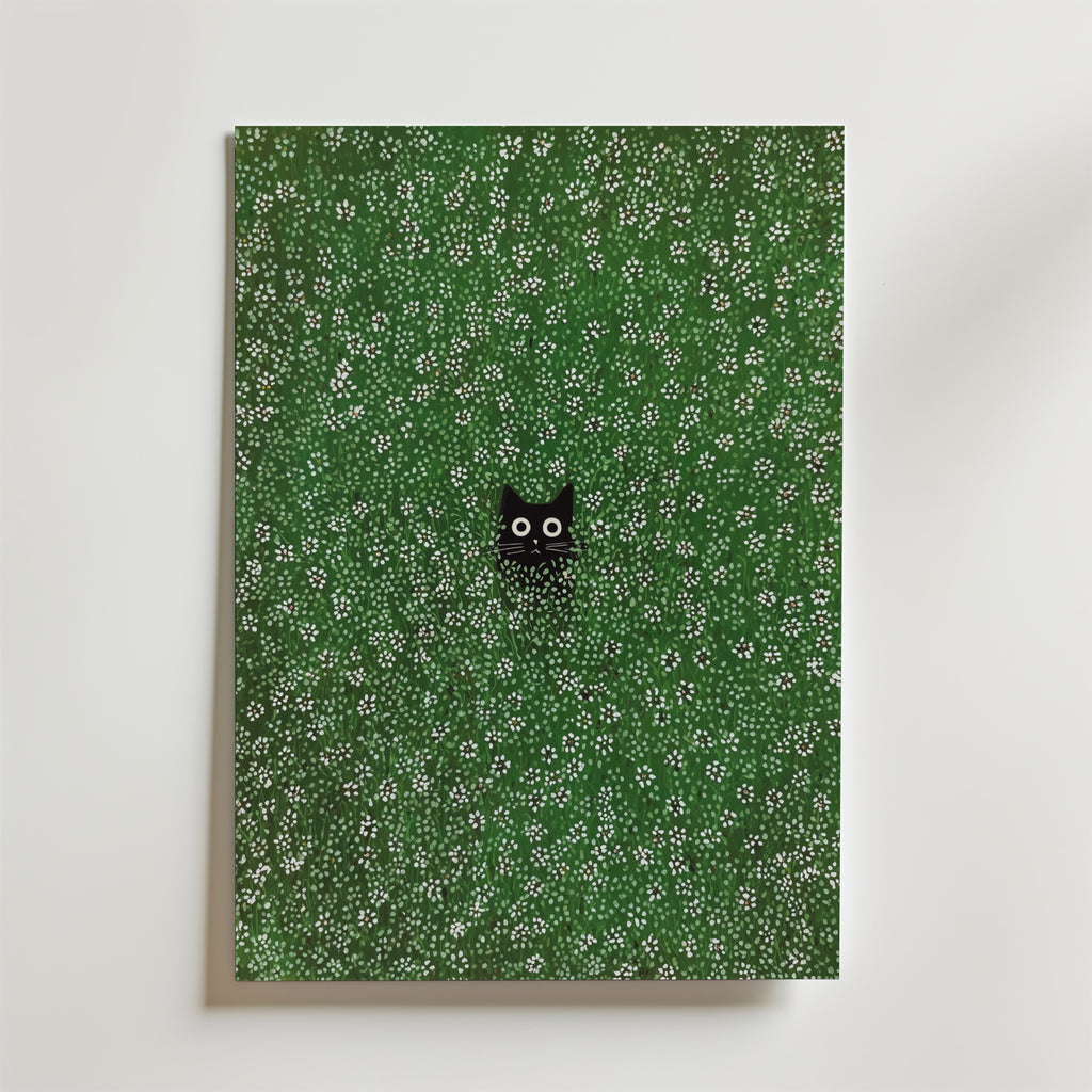 Hidden Meadow Cat – stilfullt konsttryck från Bozetto, tryckt på matt finpapper i hög tryckkvalitet