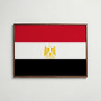 Egypt National Flag Poster i valnötsram – varm konstaffisch för hemmet från Bozetto