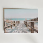 Turquoise Beach Walkway – stilfullt konsttryck från Bozetto, tryckt på matt finpapper