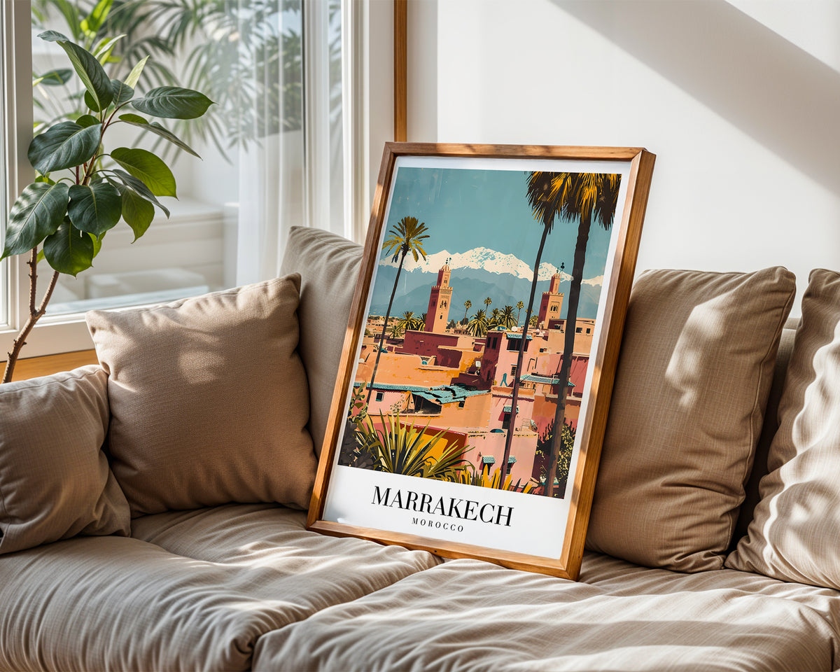Marrakech Beneath The Atlas i väggmockup – konsttryck från Bozetto i hög kvalitet