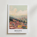 Colors Of Bogotá – stilfullt konsttryck från Bozetto, tryckt på matt finpapper i hög tryckkvalitet