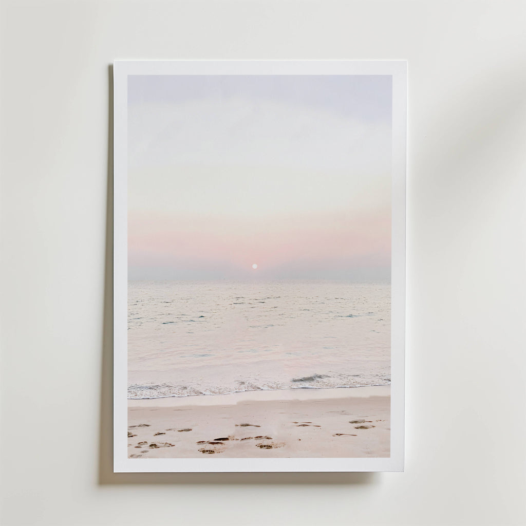 Pastel Horizon Sunset – stilfullt konsttryck från Bozetto, tryckt på matt finpapper