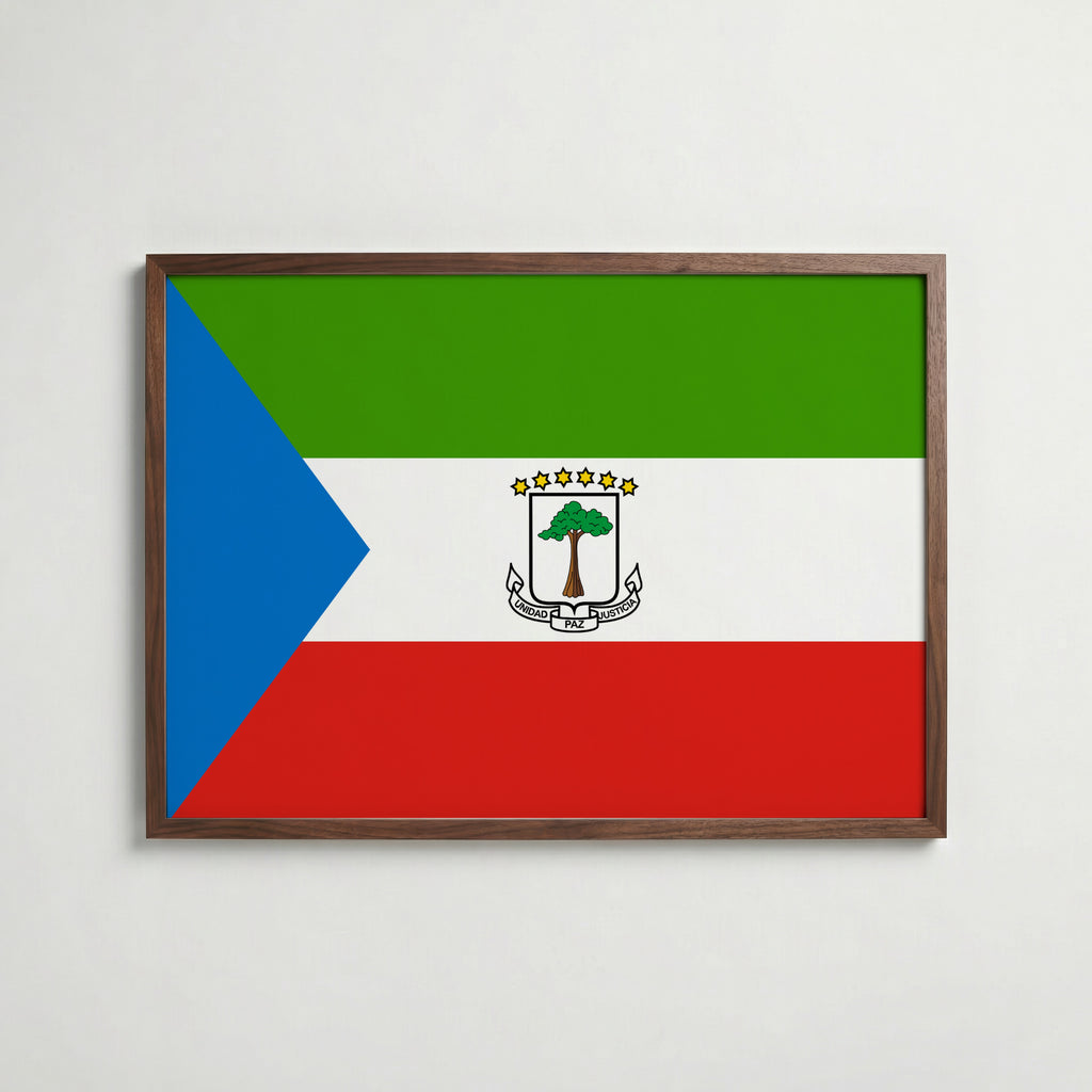Equatorial Guinea National Flag Poster i valnötsram – varm konstaffisch för hemmet från Bozetto
