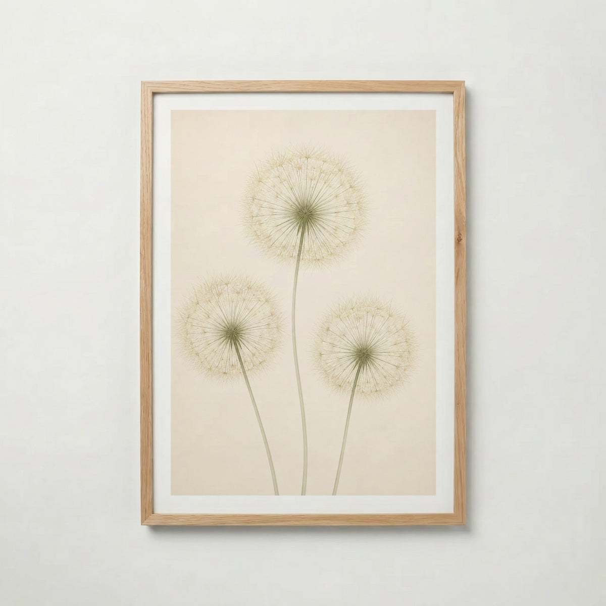 Quiet Dandelion Trio i ekram med ljust trä – köp enkelt hos Bozetto affisch i hög kvalitet