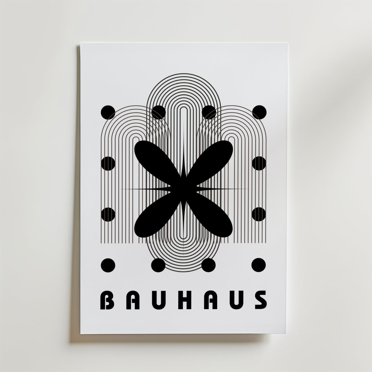 Bauhaus Abstract Bloom – stilfullt konsttryck från Bozetto, tryckt på matt finpapper