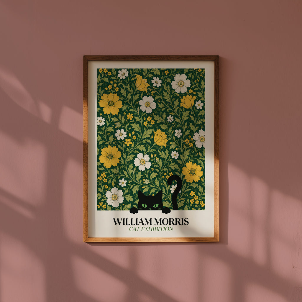 Cat in the Golden Garden William Morris Poster – svart katt i William Morris gyllene trädgård på mörkgrön botten