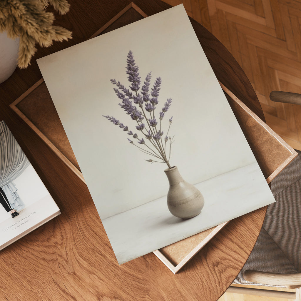 Ceramic Vase Dried Lavender poster visad rakt fram – Bozetto affisch i hög tryckkvalitet
