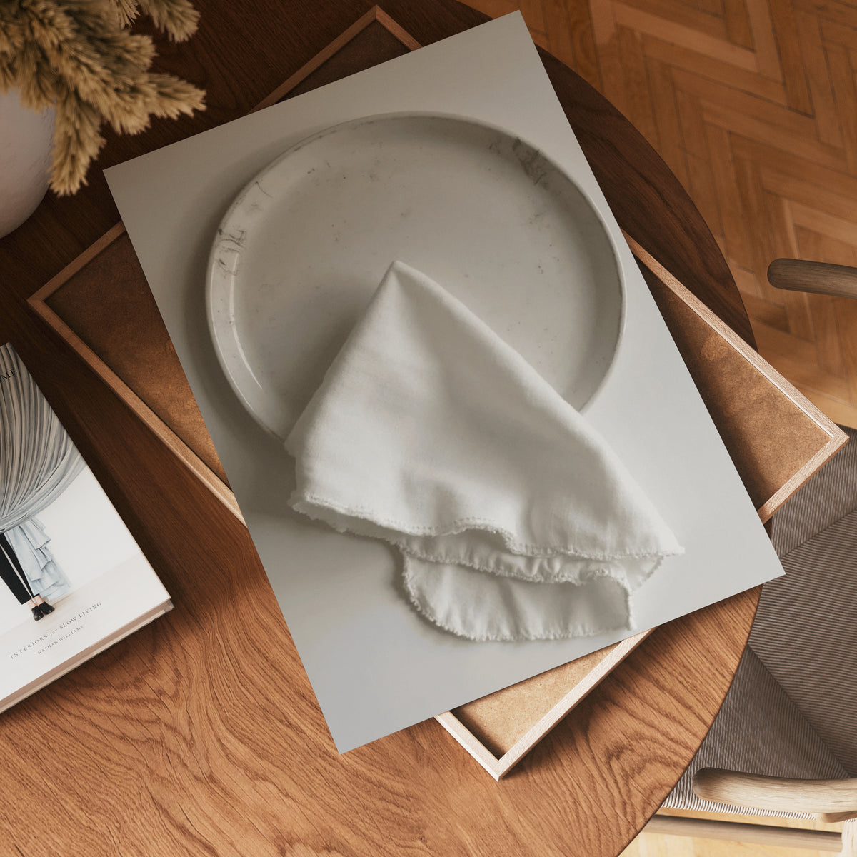 White linen dinner napkin – affisch med stilfullt motiv från Bozetto i hög kvalitet