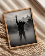 Fog Rebel Poster med svart ram