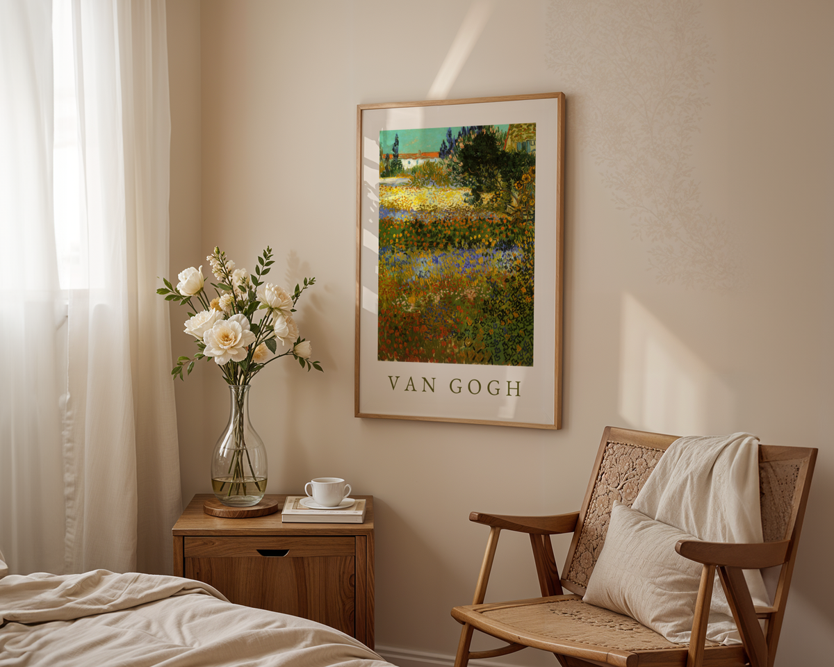 Mockup av Van Gogh Garden At Arles affisch på vägg – köp enkelt hos Bozetto i hög kvalitet