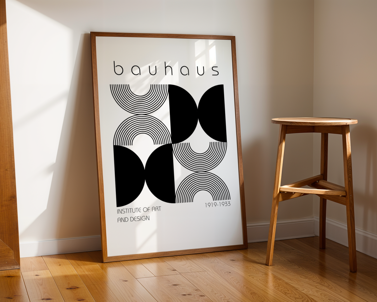 Mockup av Bauhaus Monochrome Pattern affisch på vägg – köp enkelt hos Bozetto i hög kvalitet