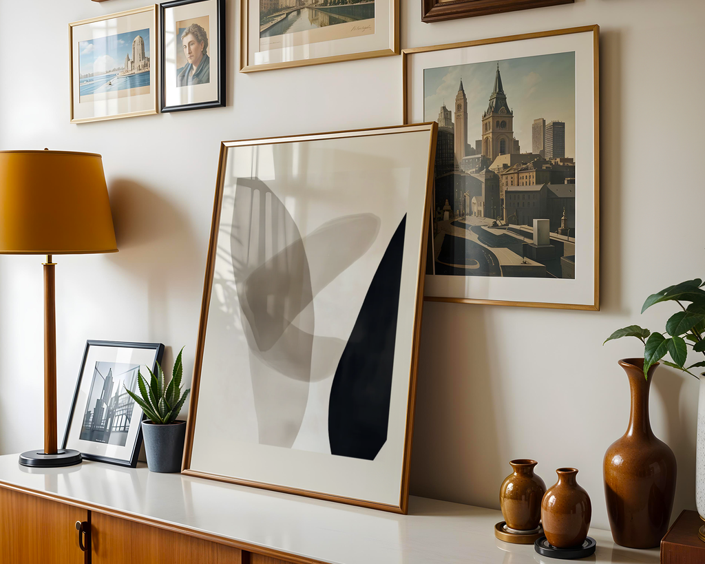 Mockup av Abstract Minimalism Flow affisch på vägg – köp enkelt hos Bozetto i hög kvalitet