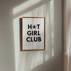 Hot Girl Club Poster – i rum 4