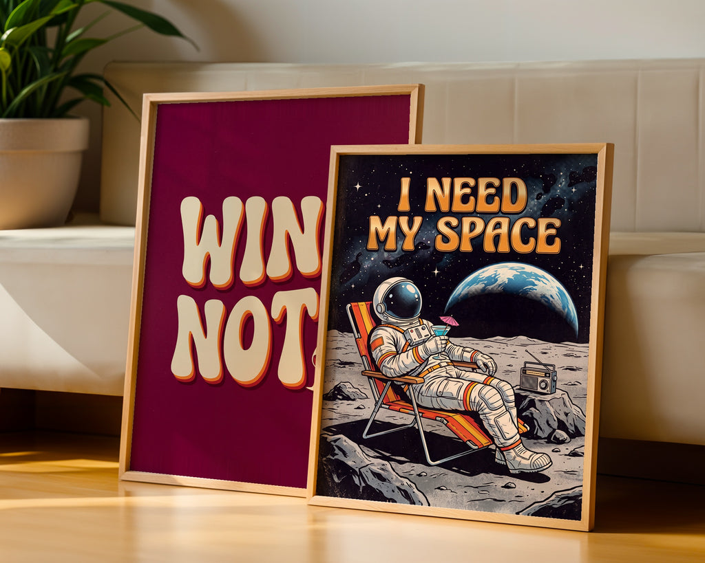 I Need My Space Poster – två posters i rum 2