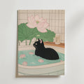 Mockup av Serene Black Cat affisch på vägg – köp enkelt hos Bozetto i hög kvalitet