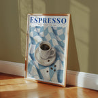 Espresso affisch i minimalistiskt sovrum – köp enkelt hos Bozetto i hög kvalitet