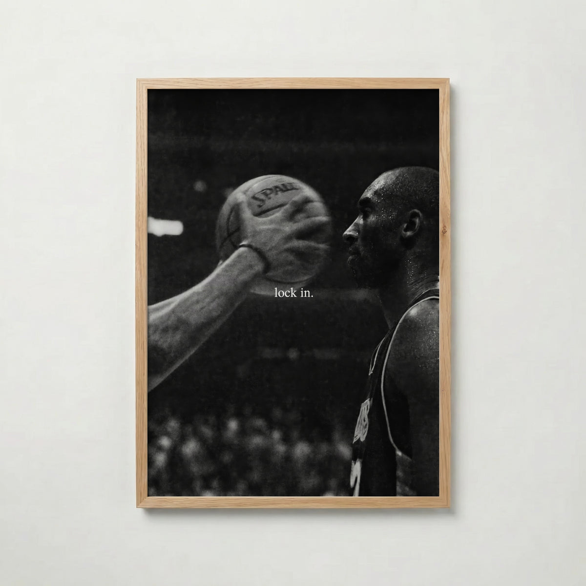 Kobe Bryant Lock In – affisch med snyggt motiv, köp enkelt hos Bozetto i flera storlekar