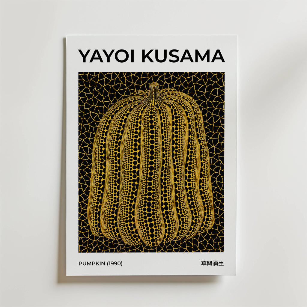 Yayoi Kusama Yellow Pumpkin 1990 affisch på neutral bakgrund – poster från Bozetto