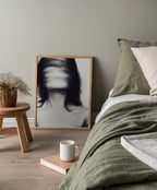 Mockup av Blurred Motion affisch på vägg – köp enkelt hos Bozetto i hög kvalitet