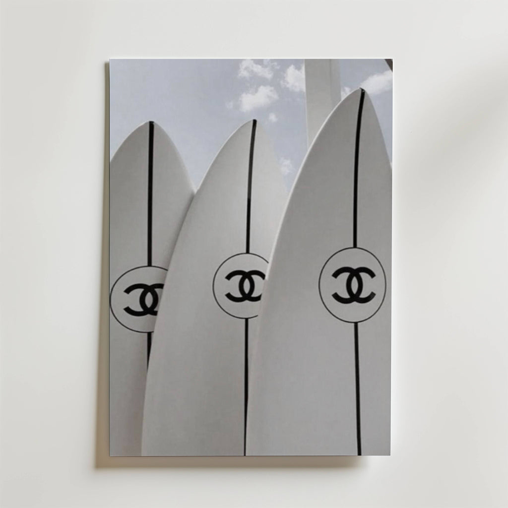 Chanel Surf No.2 – stilfullt konsttryck från Bozetto, tryckt på matt finpapper i hög tryckkvalitet