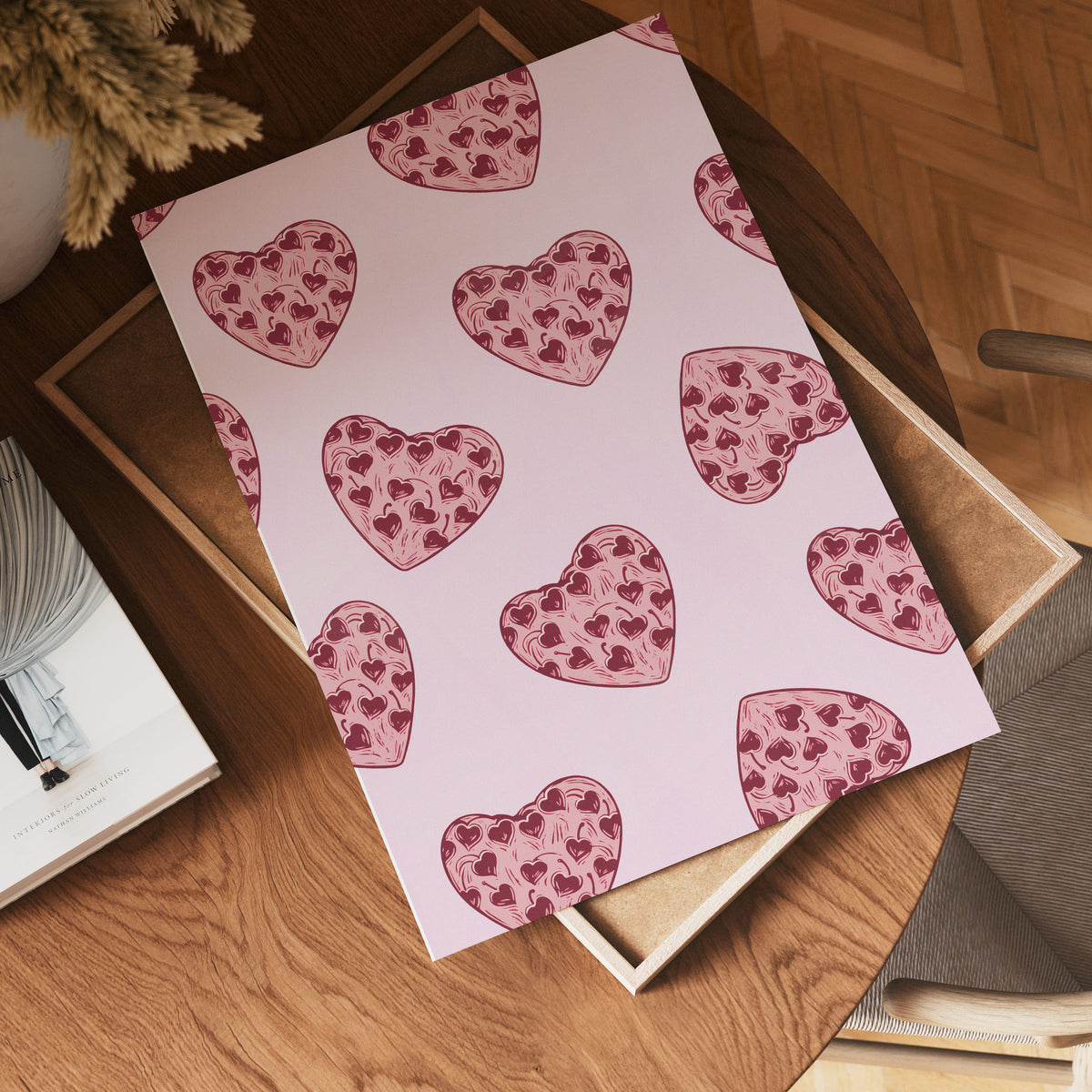 Strawberry Heart poster i olika storlekar – köp enkelt hos Bozetto i hög kvalitet
