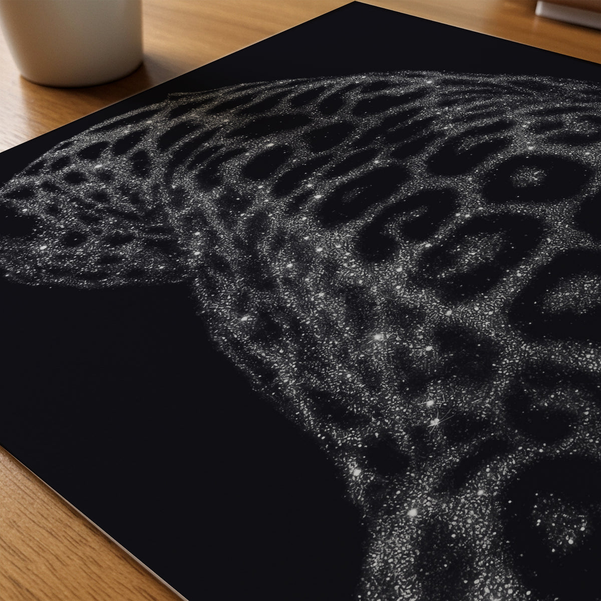 Stardust Leopard Poster – närbild på papper