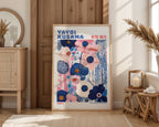 Affischmockup för Yayoi Kusama Floral Harmony – köp enkelt hos Bozetto i hög kvalitet