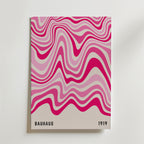 Bauhaus Pink Waves – stilfullt konsttryck från Bozetto, tryckt på matt finpapper