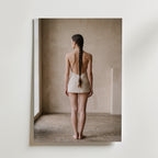 Braided Back Poster – elegant ryggvy på canvas, premiumtryck från Bozetto