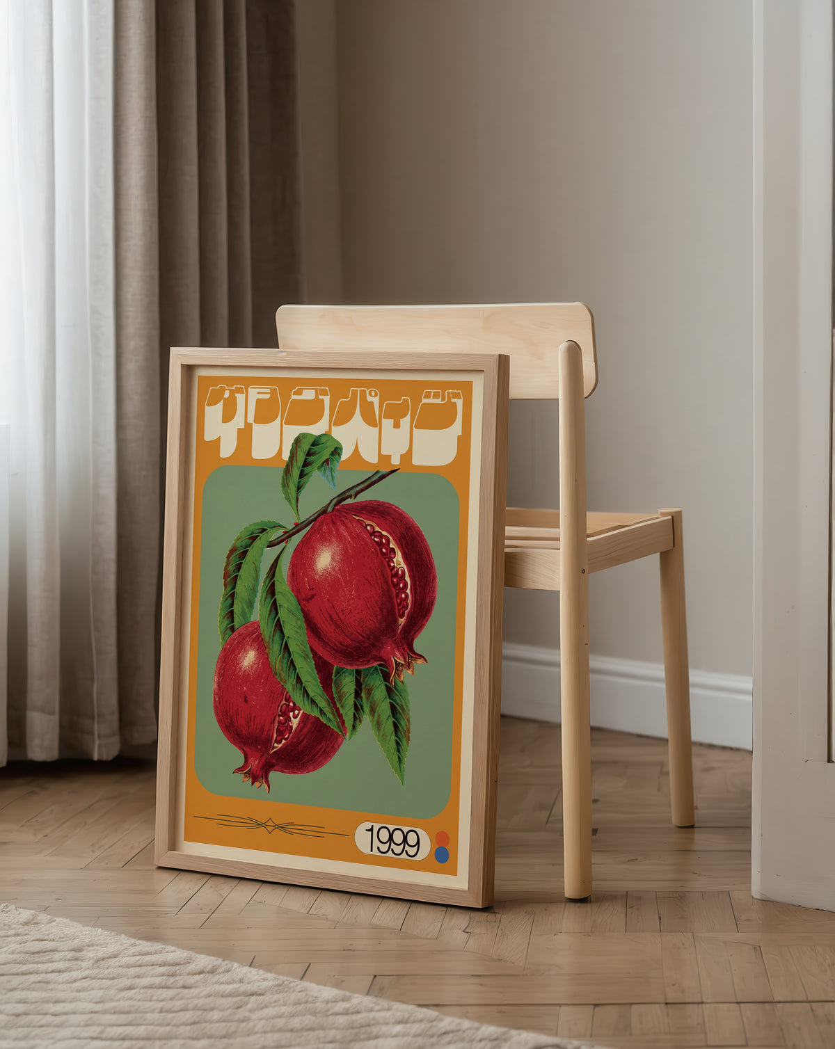 Crimson Orchard Poster – granatäpplen på vägg i stilren miljö, fri frakt över 499 kr