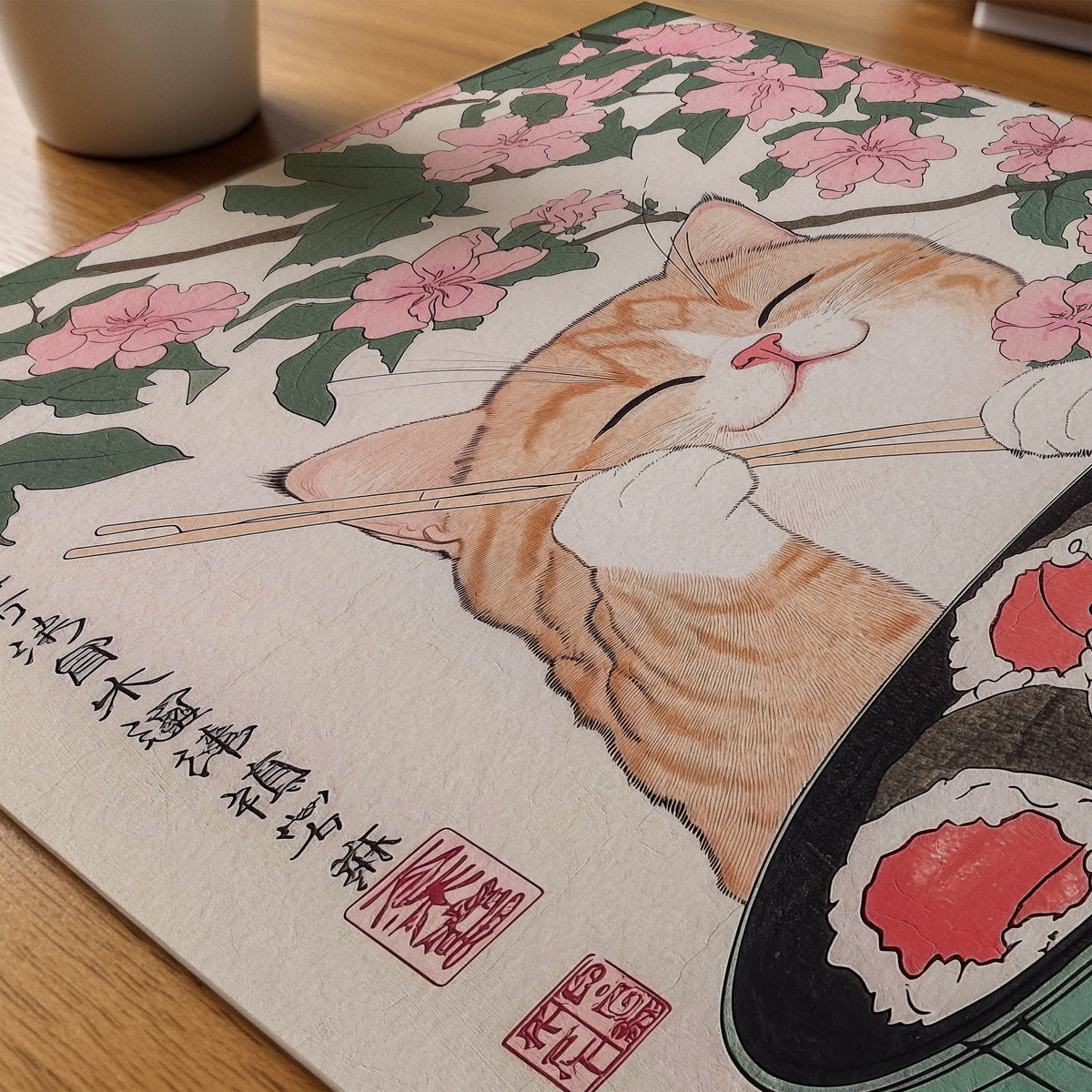 Sakura Sushi Cat poster på skrivbord, paper on desk – Bozetto