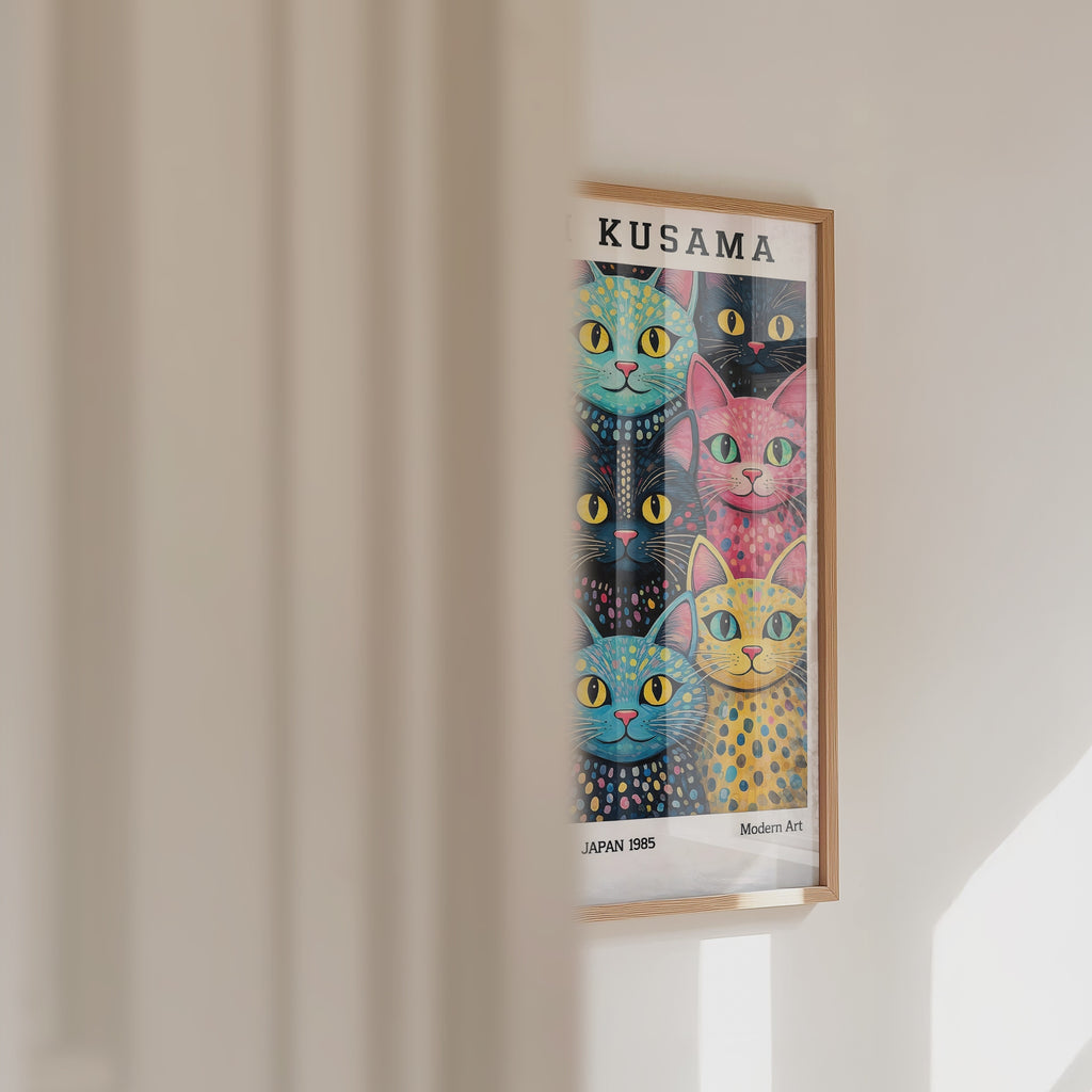 Plakat Parada kotów w kropki Yayoi Kusamy